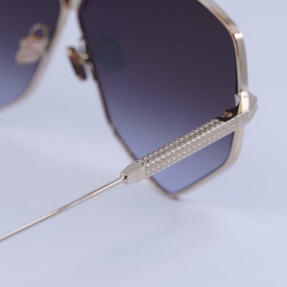 🕶️ New Valentino V-HEXAGON VLS-115A Sunglasses - Gold Frame, Grey Lenses - Picture 4 of 11